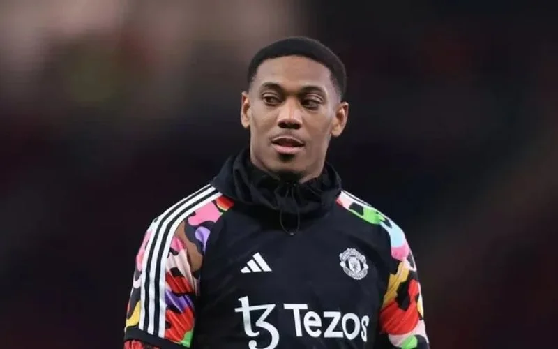 Martial nhận được lời đề nghị hợp tác lớn nhất lịch sử CLB AEK Athens