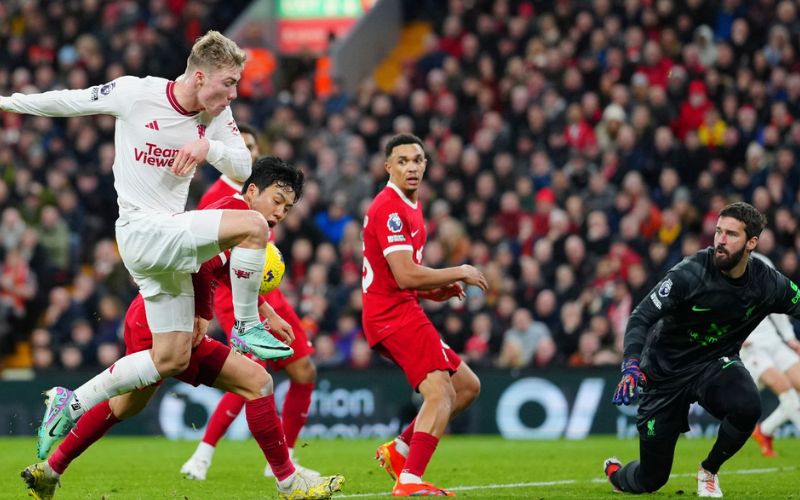 Diễn biến chi tiết trận đấu: Liverpool 4-1 Manchester United