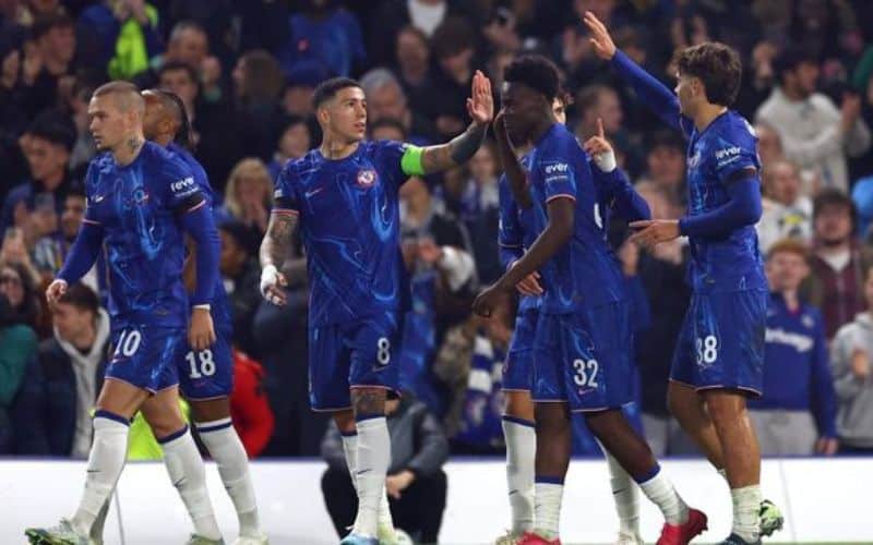 Chelsea kiểm soát thế trận, bảo toàn chiến thắng