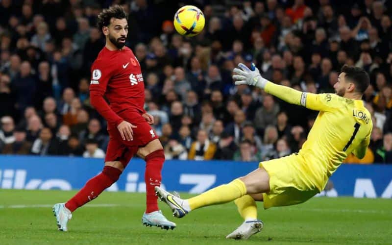 Hiệp hai: Salah rực sáng, Liverpool thị uy sức mạnh