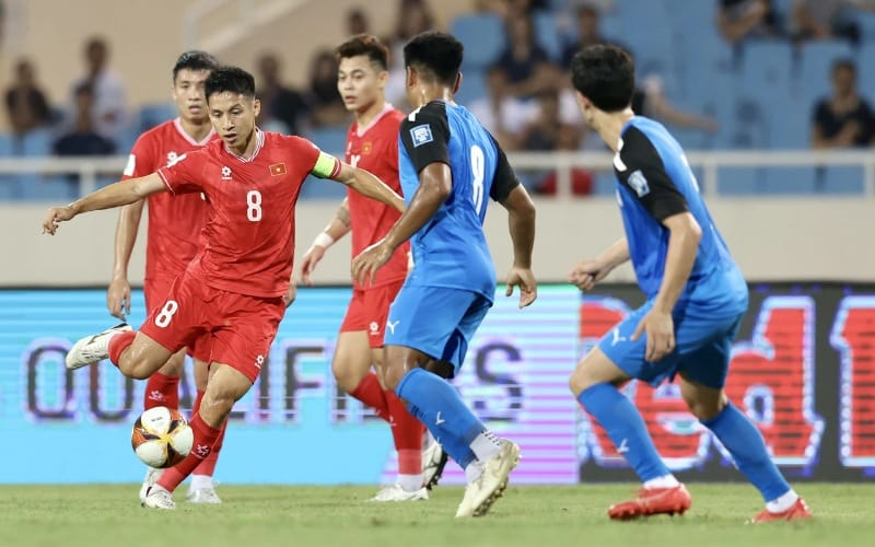 Bước ngoặt bất ngờ trên hành trình vào bán kết AFF Cup