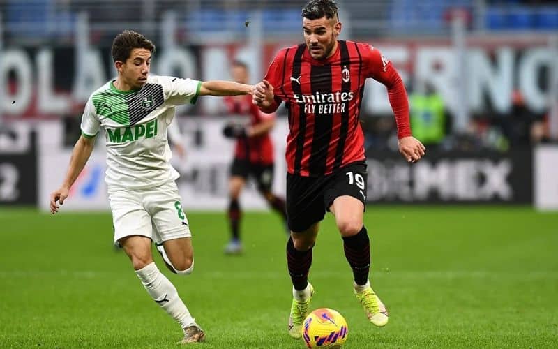 Soi kèo AC Milan vs Sassuolo