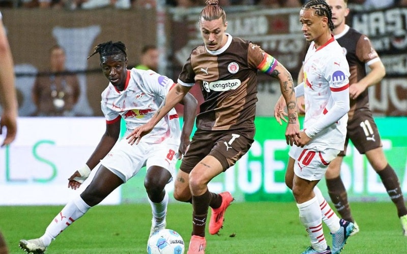 St. Pauli liệu có tạo nên cú sốc trước Eintracht Frankfurt?