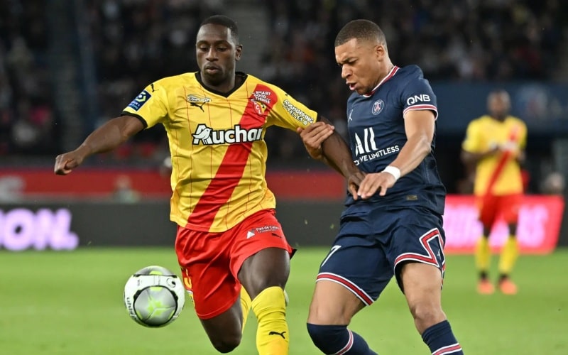 Lens vs PSG - Những chú Chó sói đối đầu với Gã nhà giàu